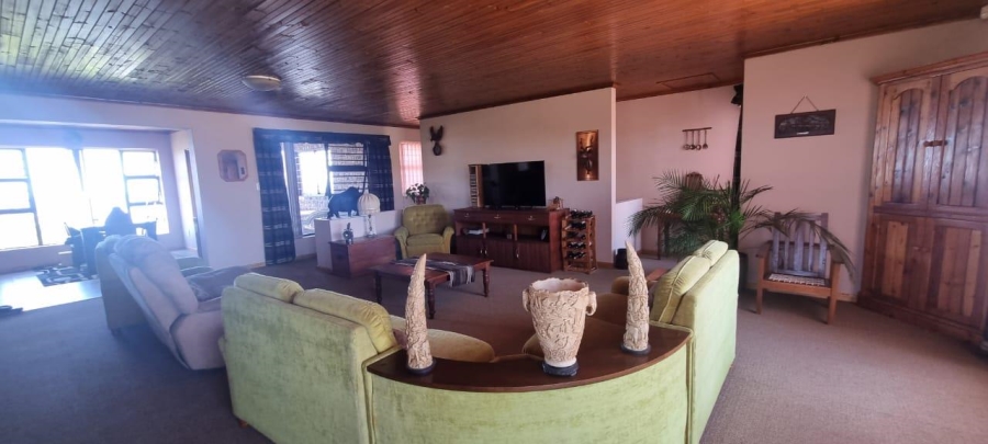 4 Bedroom Property for Sale in Hartenbos Heuwels Western Cape